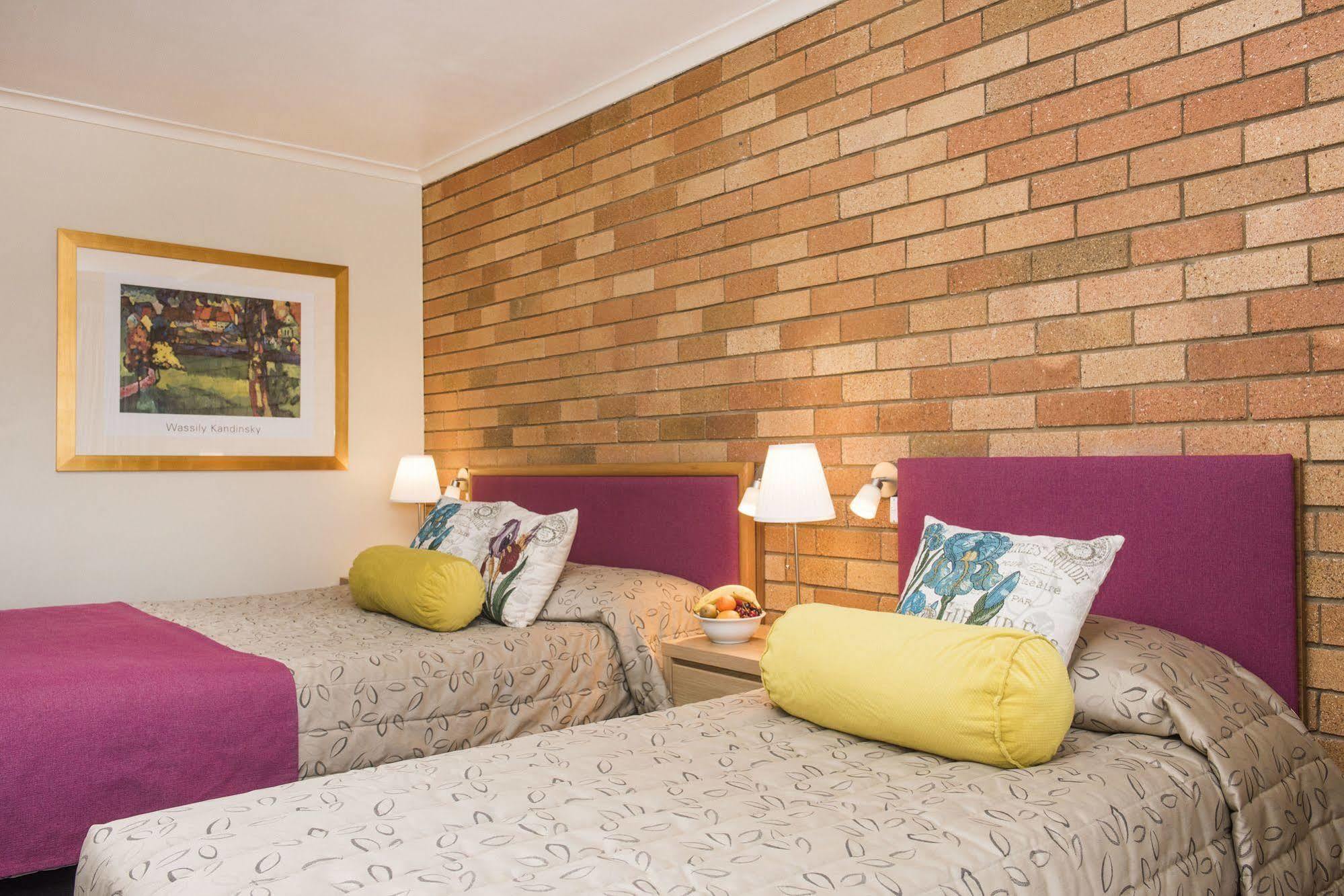 Ningana Motel Mudgee Kültér fotó